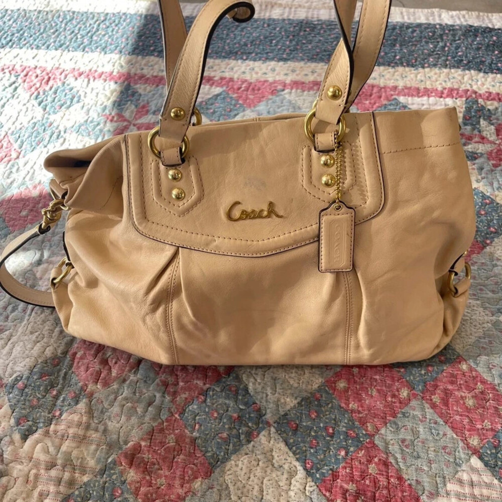 Coach #F19243 Ashley satchel shoulder bag Cream Brown with Cream interior